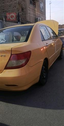 بي واي دي F3